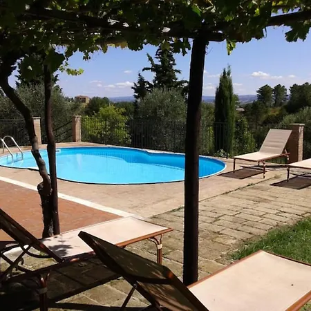 Podere Bagnolo Feriegård *